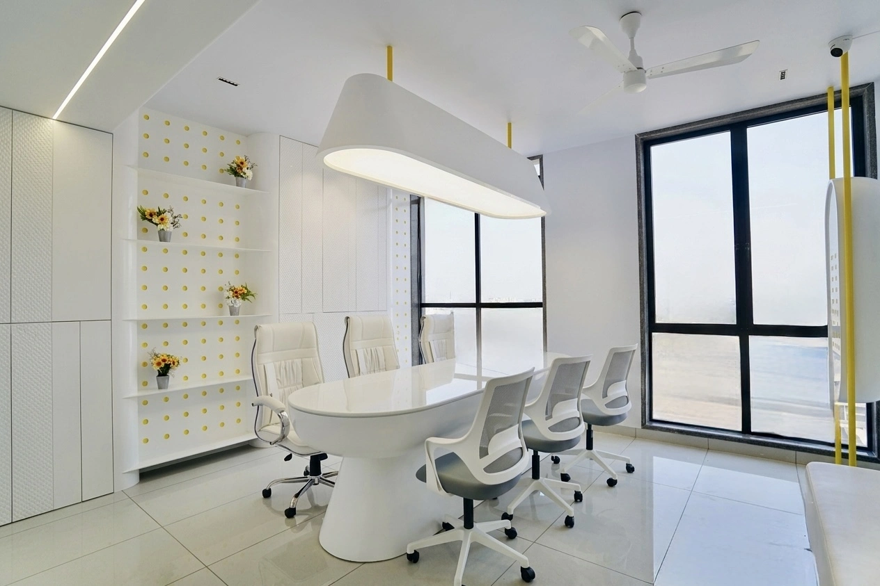 Private consultation room at Bhai-Bhai Dental Clinic